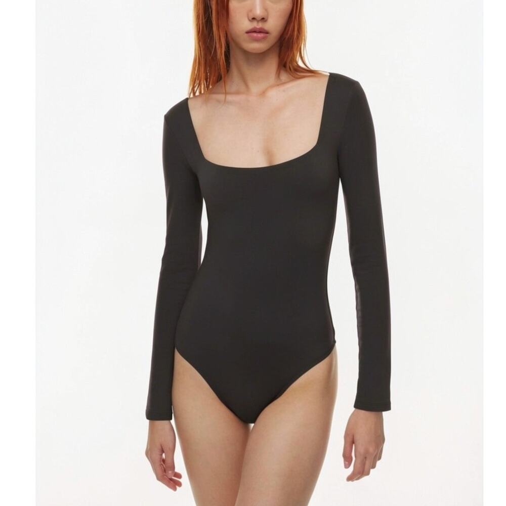 BABATON Aritzia Contour Squareneck Longsleeve Thong Bodysuit Size Medium Black